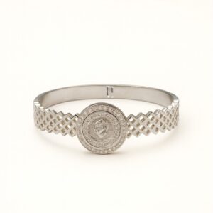 kada with stone detailing