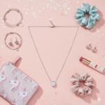 Jewelsland Crystal Pendant Chain