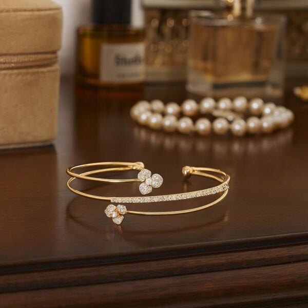 Jewelsland Floral Kada